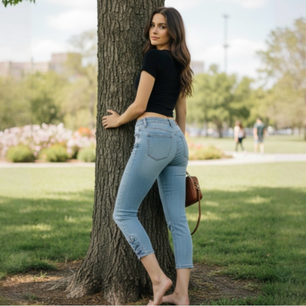 Kim Rogers Light Wash Gingham Lace Up Cropped Jeans - Picture 2 of 12